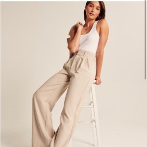 Abercrombie tailored pants size small perfect condition!